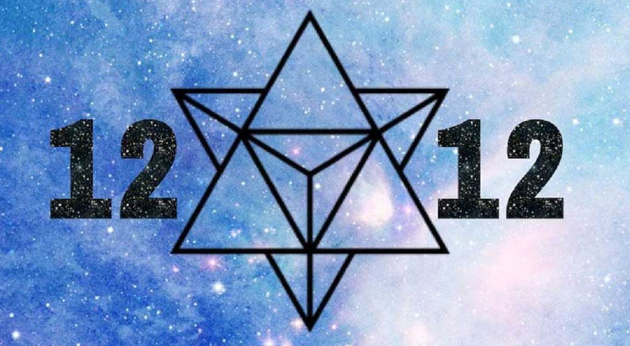 12 DÉCEMBRE ET LE PORTAIL 12:12 12 DÉCEMBRE ET LE PORTAIL 12:12