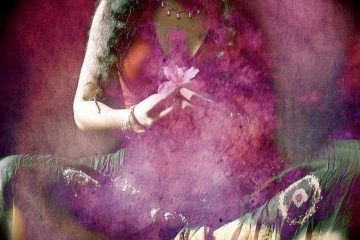 QU’EST-CE QUE LE FÉMININ SACRÉE ?