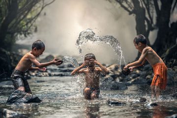 TOUT EST RELIÉ: UNIVERS, ÉNERGIE ET VIBRATIONS