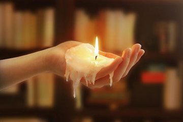 Comment lire dans la cire de bougie