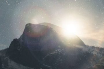 4:4:4 La nouvelle lune du Jour de la Terre 4:4:4 La nouvelle lune du Jour de la Terre