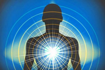 Vous bénéficiez d’une mise à niveau de vos chakras du cœur