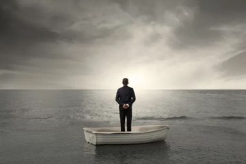 AU BEAU MILIEU D’UNE RESTRUCTURATION GLOBALE…