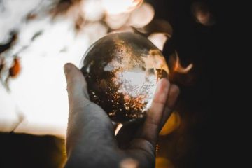 TRANSFORMER NOTRE PERSONNE ET NOTRE MONDE TRANSFORMER NOTRE PERSONNE ET NOTRE MONDE