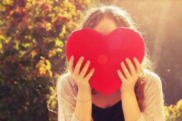 VOUS VOUS SENTEZ TRÈS ÉMOTIF ?… VOICI POURQUOI…