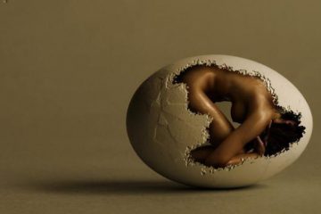 DES ÉTAPES SIMPLES POUR EFFACER LES TRAUMATISMES ANCESTRAUX – LE CONSEIL ARCTURIEN 9D