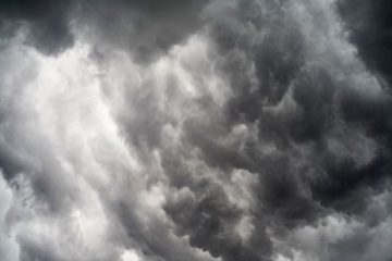 LES ANCIENS SYSTÈMES S’EFFONDRENT ET DE NOUVEAUX APPARAISSENT LES ANCIENS SYSTÈMES S’EFFONDRENT ET DE NOUVEAUX APPARAISSENT